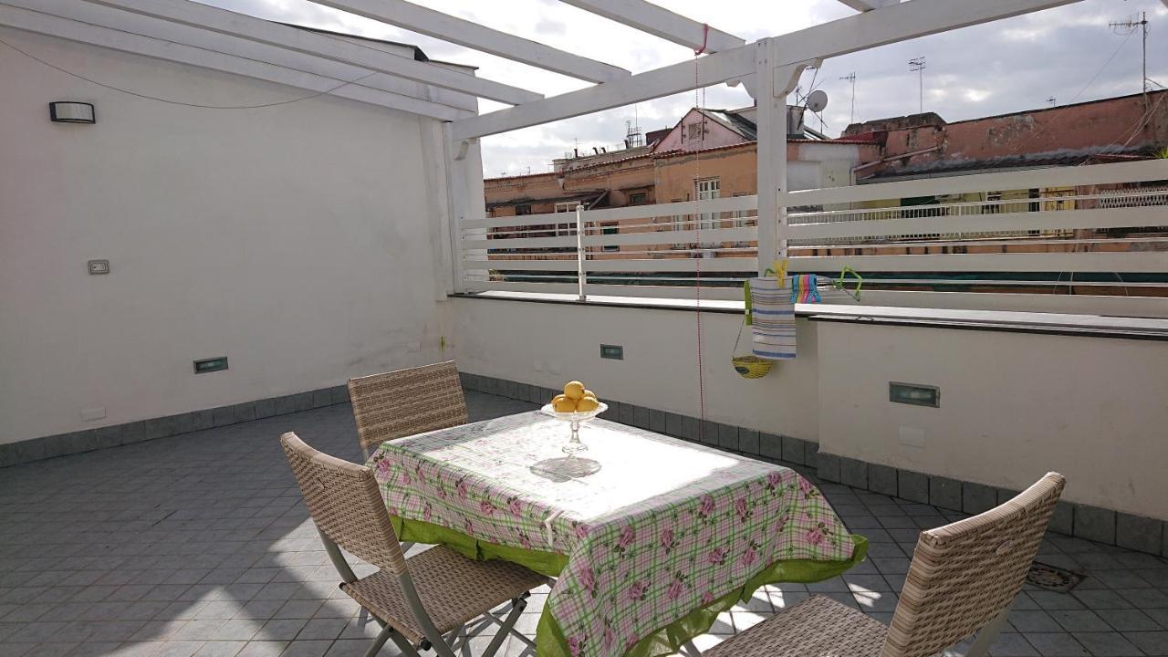 Sky-Terrace In Central Station, 3 Bedrooms Neapel Exteriör bild